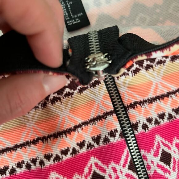 Cute Forever 21 Mini Skirt - Picture 4 of 7